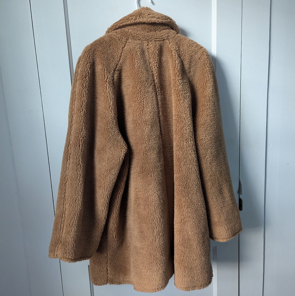GAP Women's Teddy Coat in Camel Brown - Picture 3 of 8